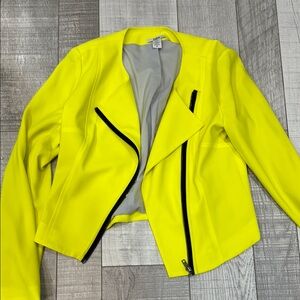 Chic Yellow Jacket with Black Zipper